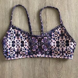 Jolyn Eli fixed back top